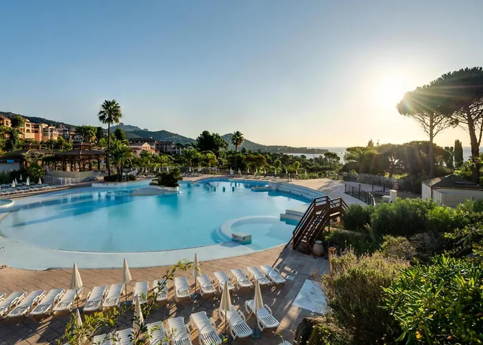 Résidence Le Village De Cap Esterel - Maeva - 4 Personnes Sélection Mae-4480 *