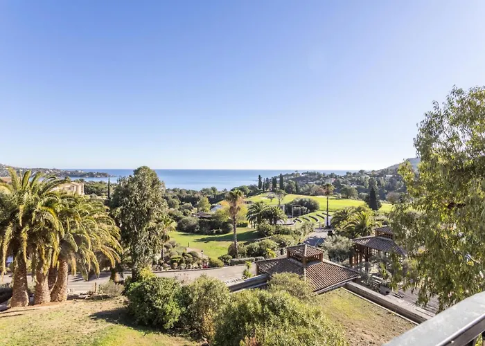 Résidence Le Village De Cap Esterel - Maeva - 4 Personnes Sélection Mae-4480 Appartamento Saint-Raphaël